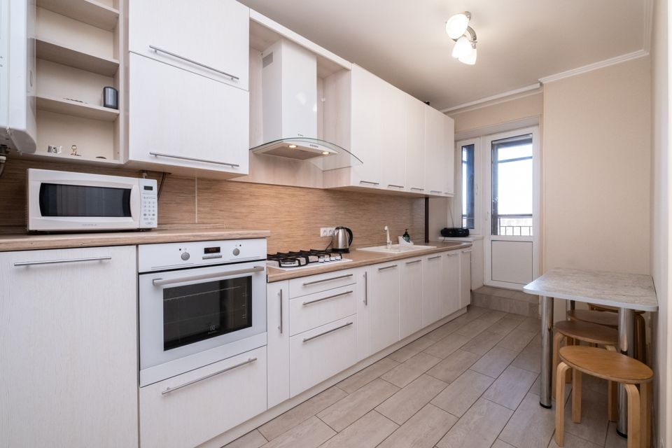 Уютная 2х комнатная квартира в близи Аэропорта, ЭКСПО,  М12 