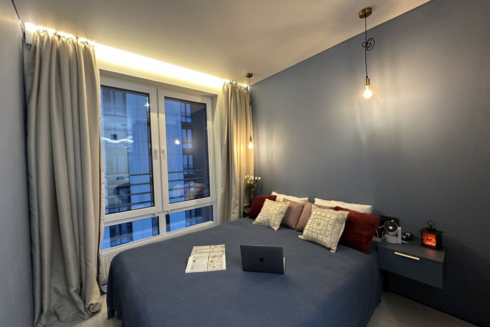 Первая студия-Глубокое синее небо- для кофеманов, 20 этаж. 