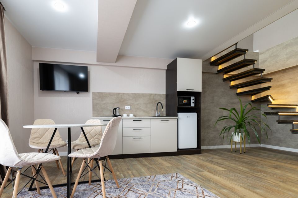 видовой четырехместный двухуровневый пентхаус люкс