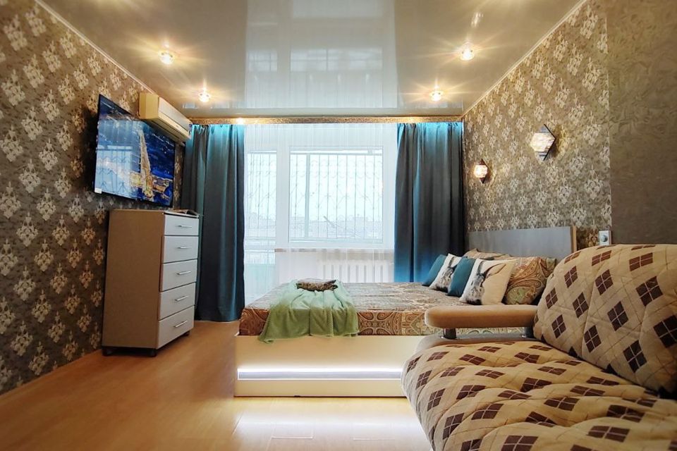 RENTA27 у набережной и Колеса обозрения