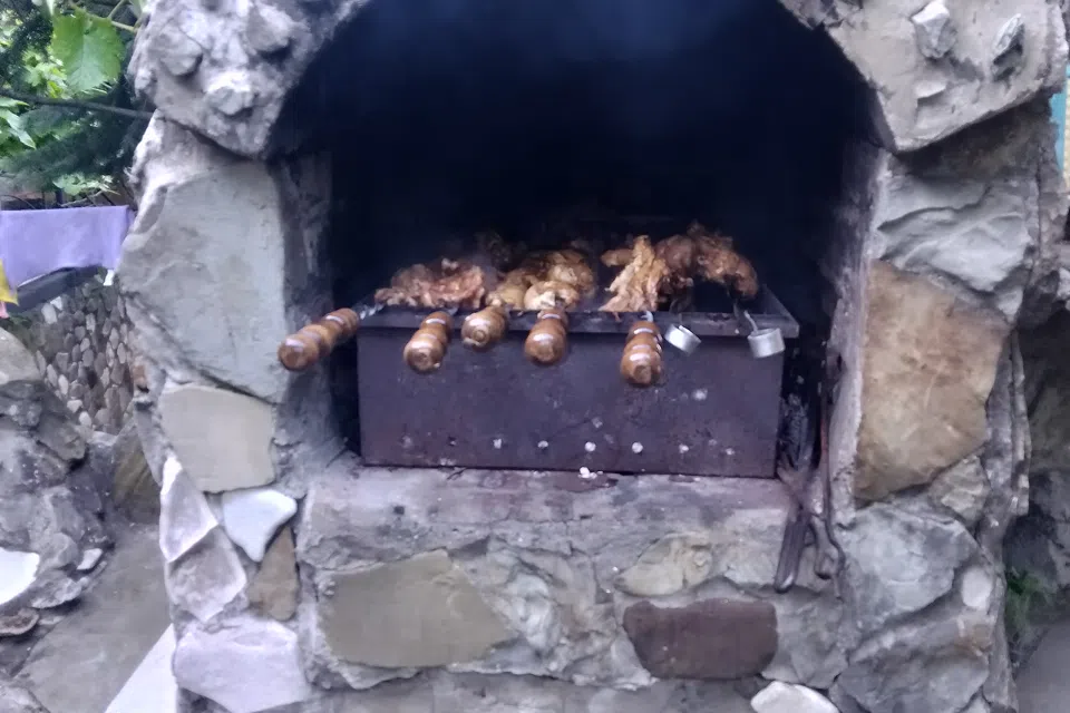 Сдаю отдельный гостеаой дом. 