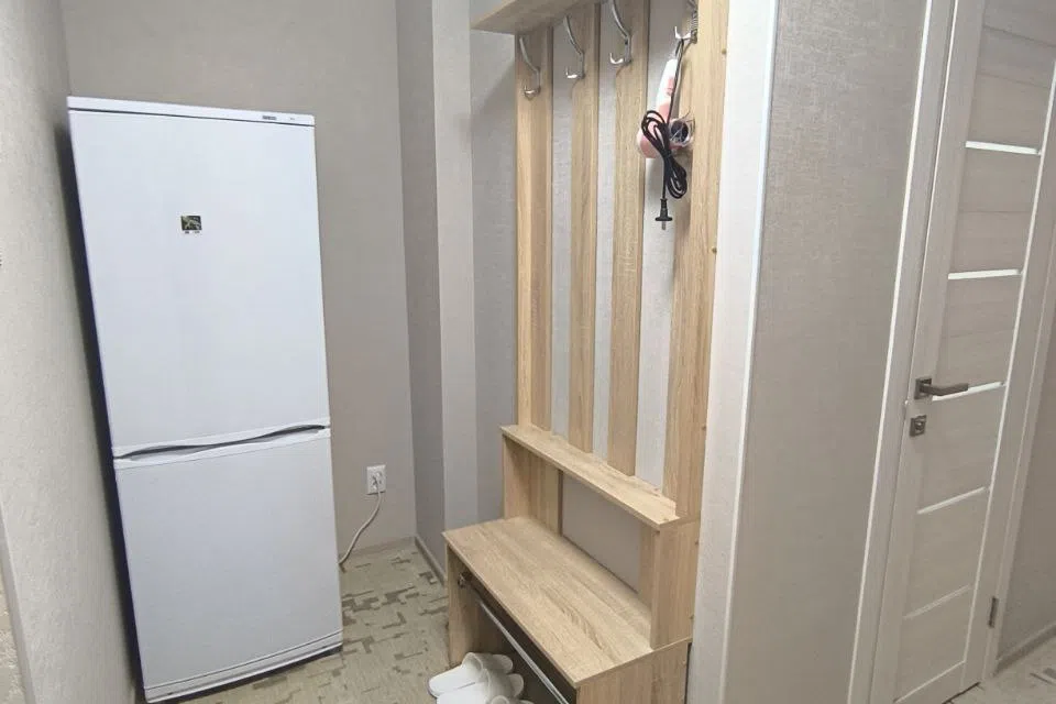Однушка после ремонта в спальном районе Луганска 
