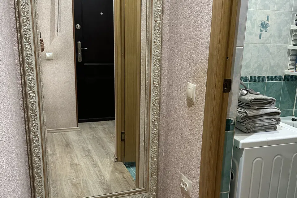 Сдается 1-квартира, 31 кв.м, на 4 этаже с видом на горы.