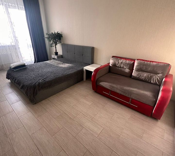 Чистая уютная светлая квартира в новом районе города