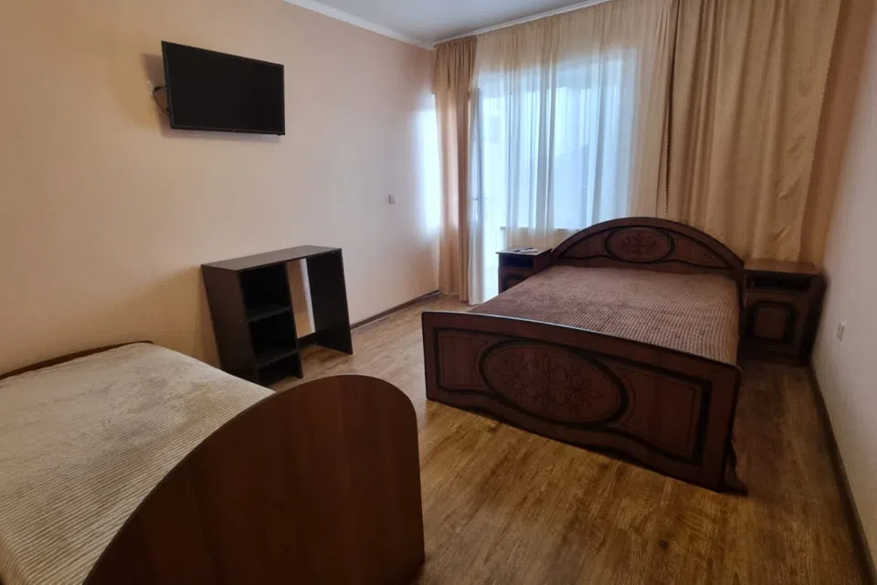 Квартира для большой семьи в центре Витязево
