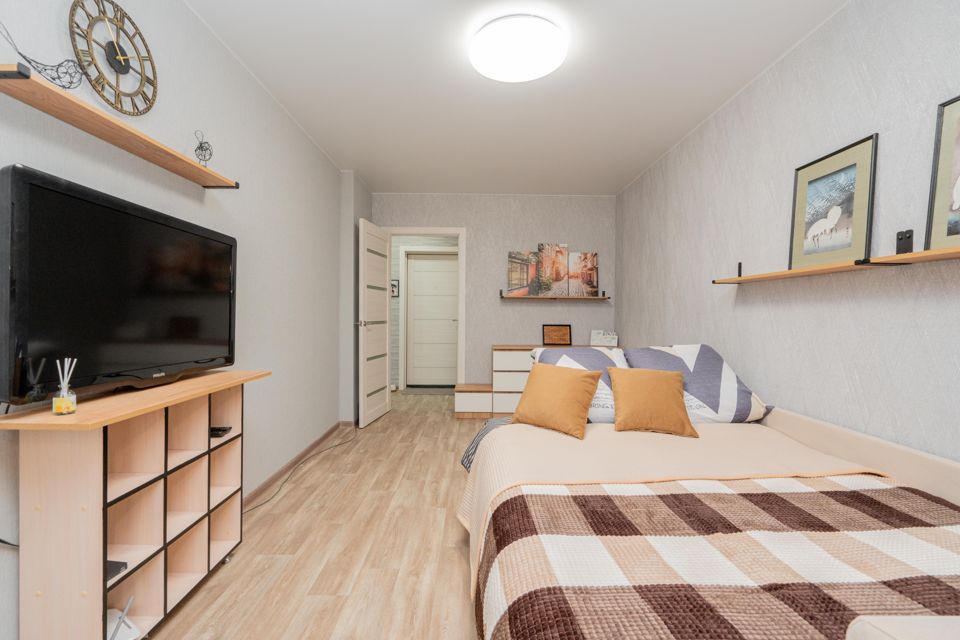 Квартира на улице 9 Января 223И