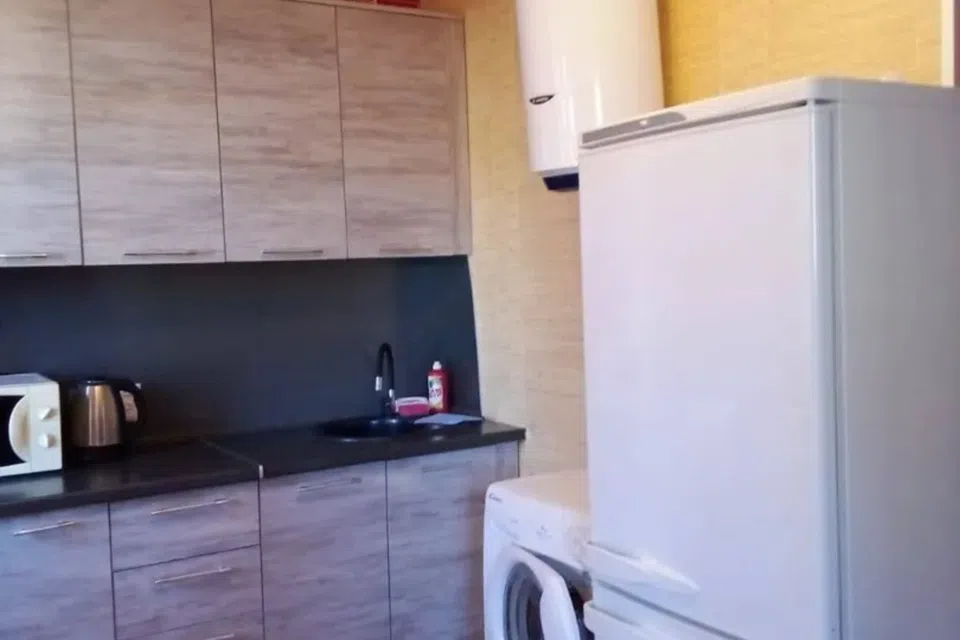 Домашний очаг на Артема 64