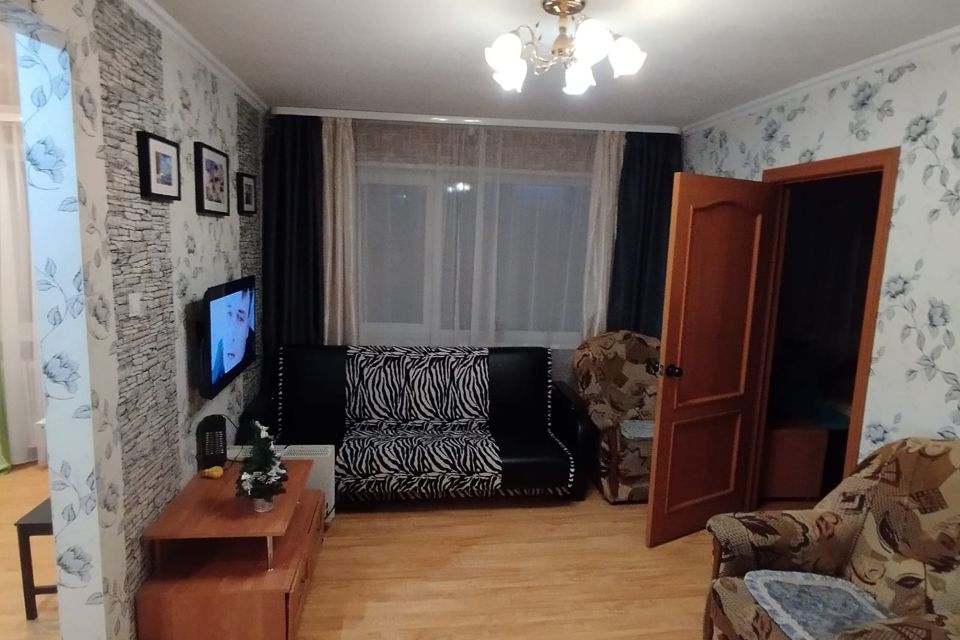 Сдам 2-комн. квартиру посуточно, Тарана 21