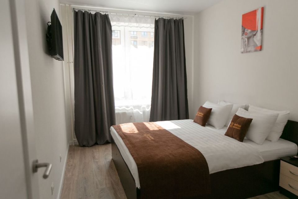 Inndays Apartments, УТ8
