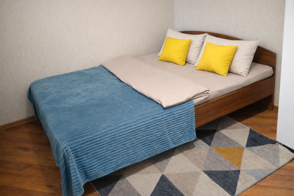 Просторная квартира-студия до 4 гостей рядом с парками 