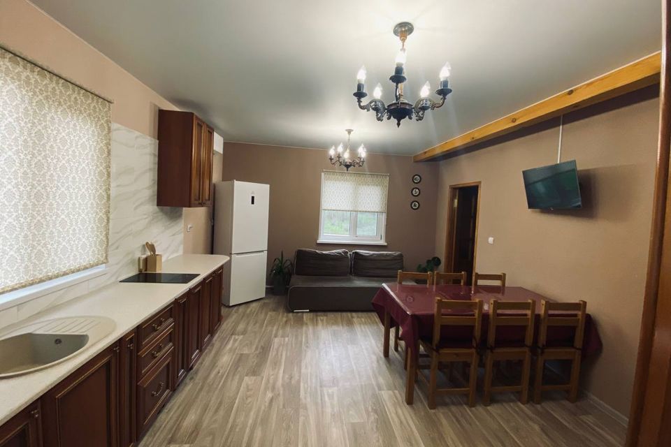 Сдаем дом в бору.