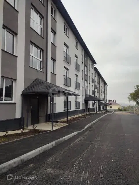 Новая квартира с современным ремонтом в новостройке 