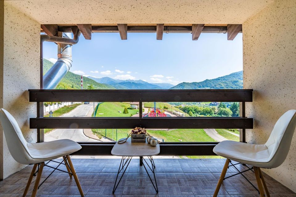 СЕМЕЙНЫЕ АПАРТАМЕНТЫ 2 балкона 4 этаж  Идеально для семей