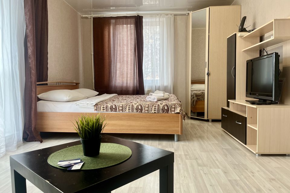 Однокомнатная квартира Люкс класса около Универсама-2