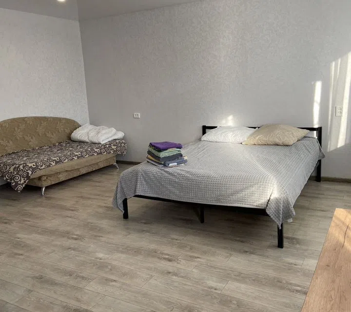 Уютная квартира в 12-м микрорайоне, 49