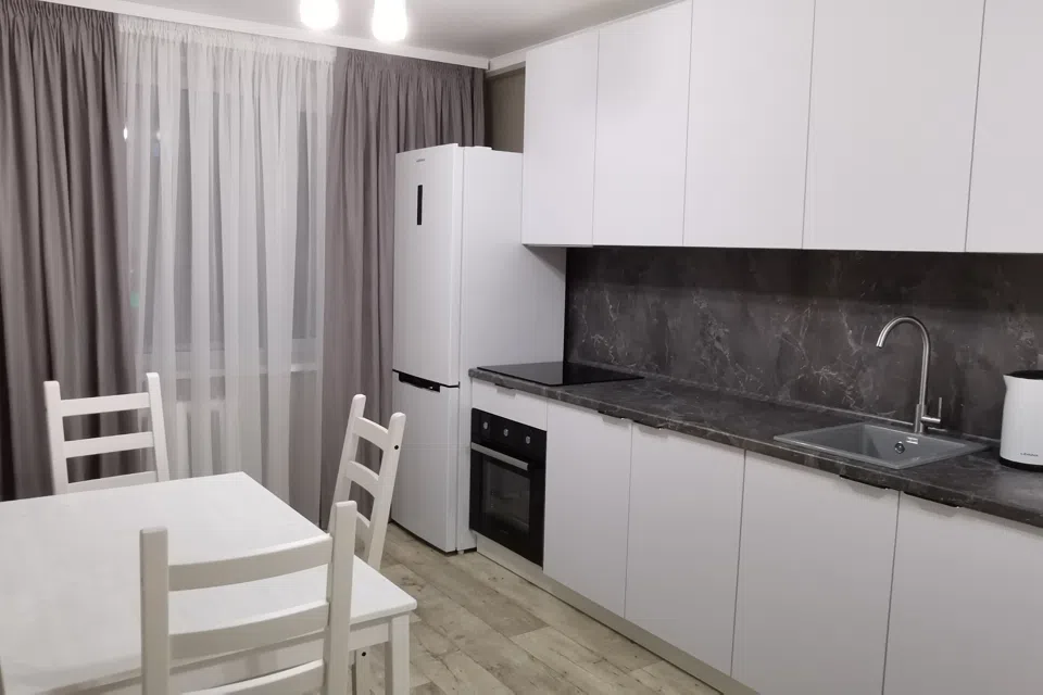 Апартаменты NordStay, Дружбы народов 37