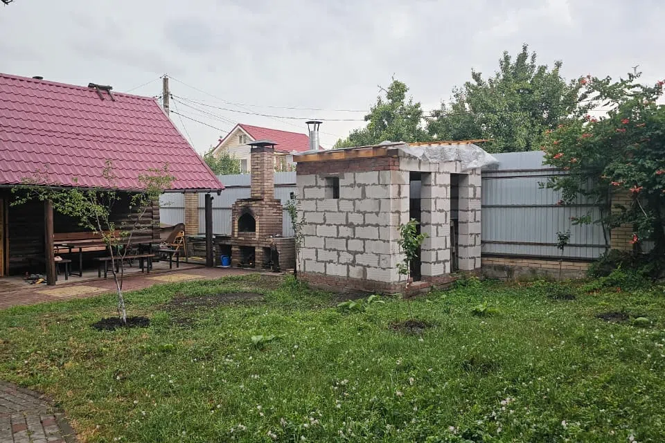 Уютный дом с баней и бассейном 