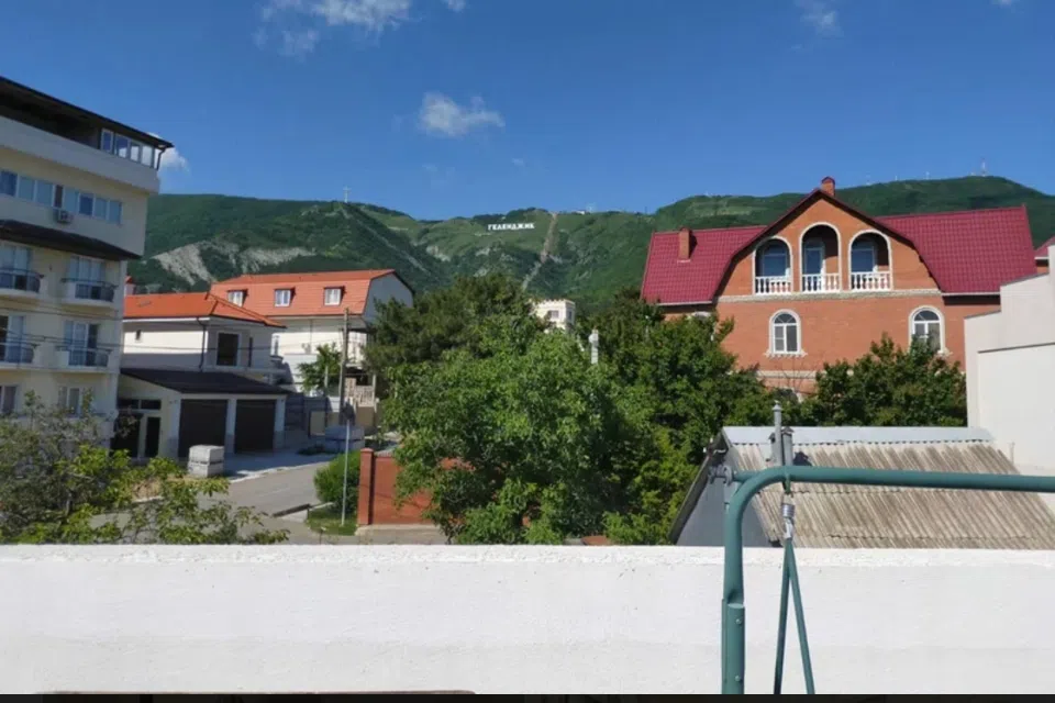 Уютная квартира с видами на море и горы. 