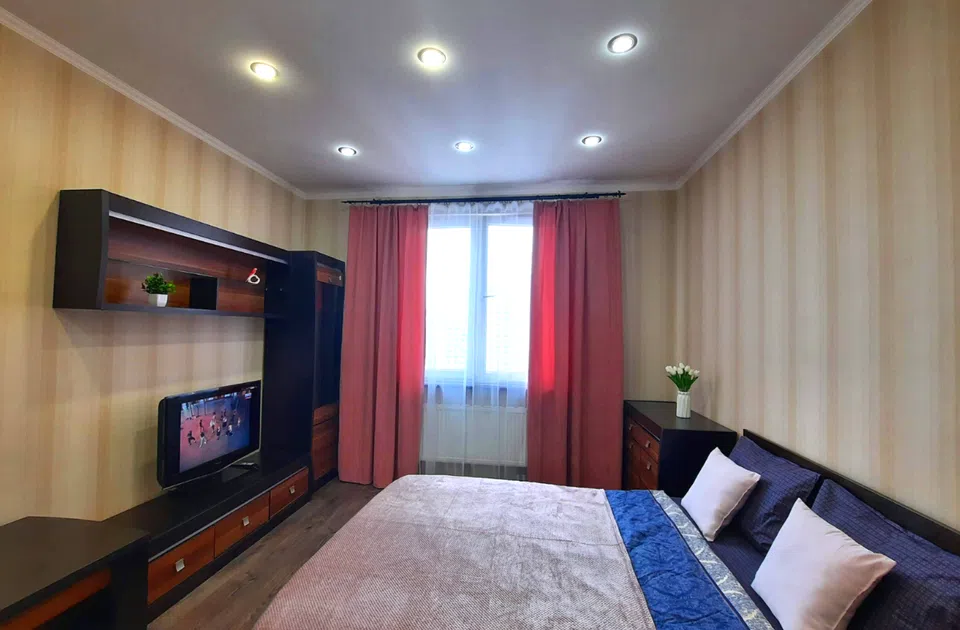 Loft Studio 1-комнатная квартира 42 кв.м с лоджией