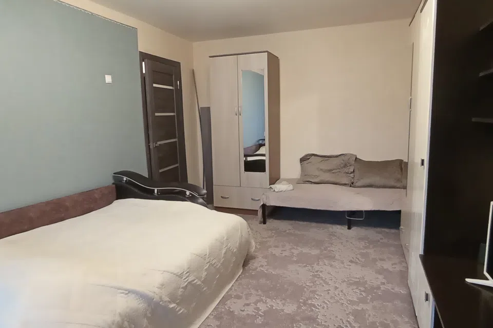 Квартира с балконом 