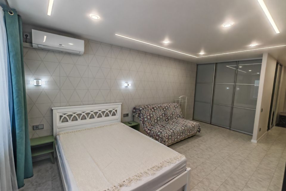 Квартира с видом на Кремль