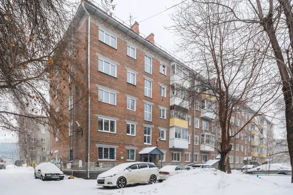 ТОП-3 в Новосибирске 3-ка на 6 человек. Заселение на адресе