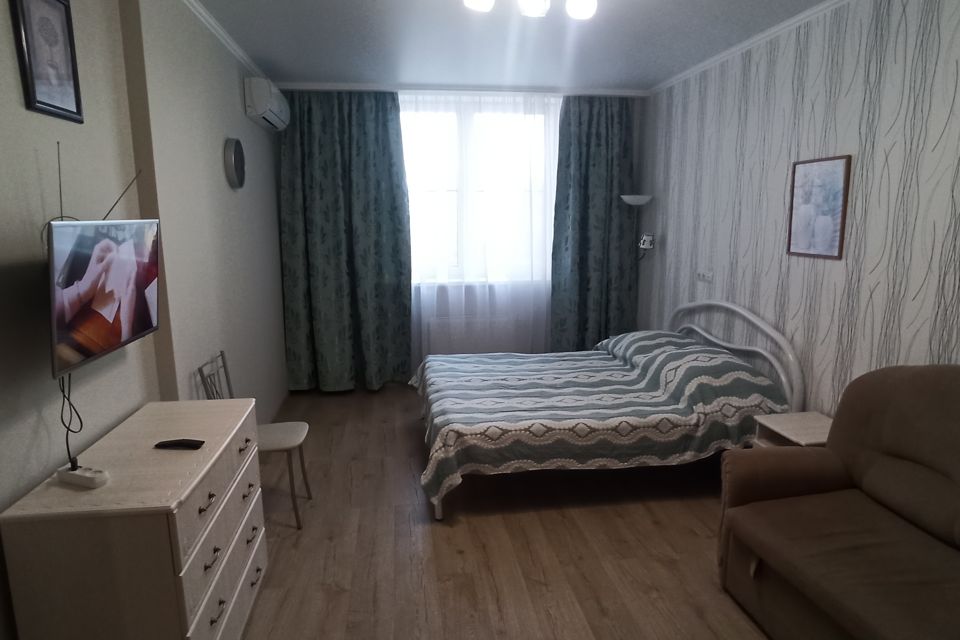Квартира в 100 метрах от моря.