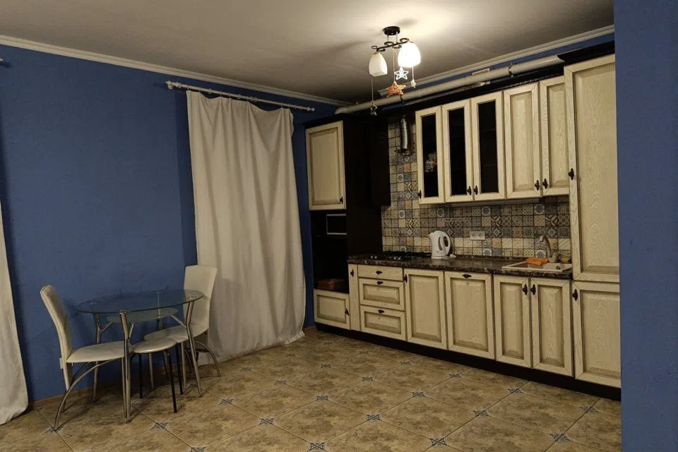 1-к. квартира в Пригородном мкр-не пос.Дубовое