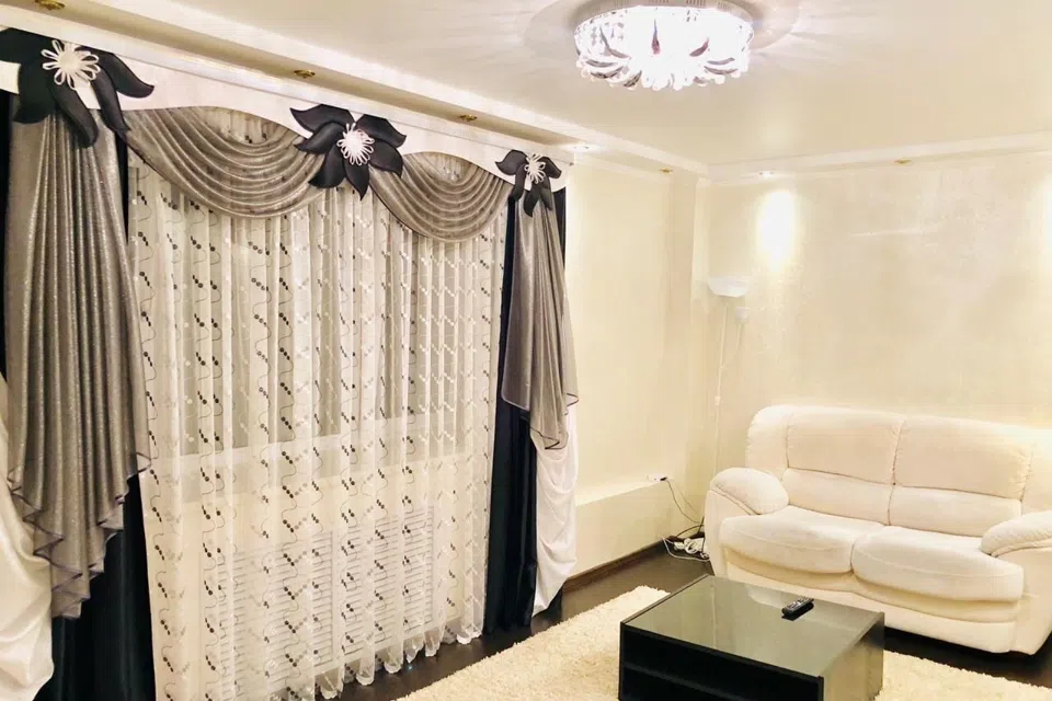  Шикарная квартиpа в cамом цeнтрe гoрoда