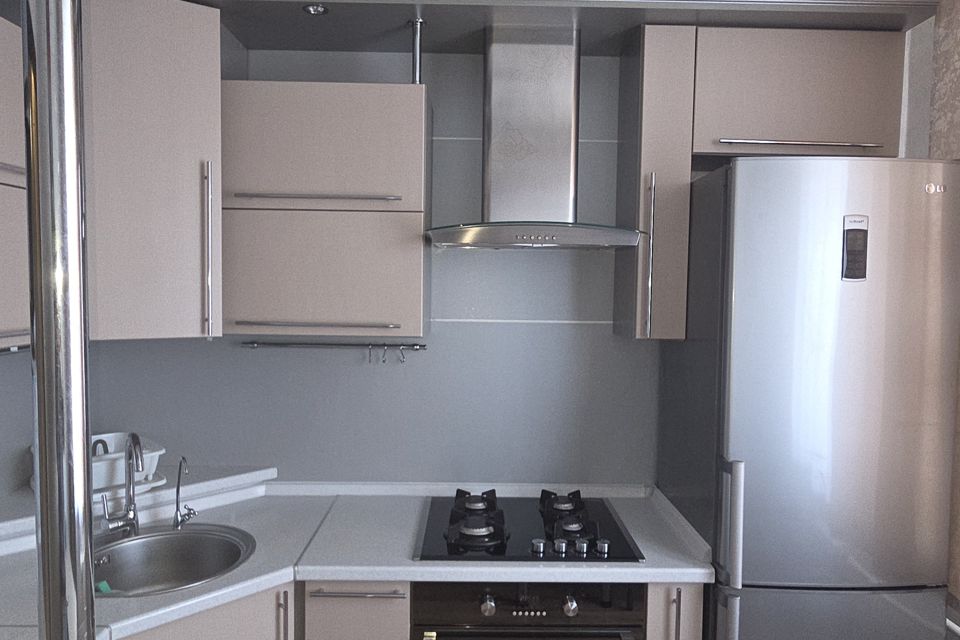 Квартира рядом с ТЦ Броско Молл с видом на Амур 