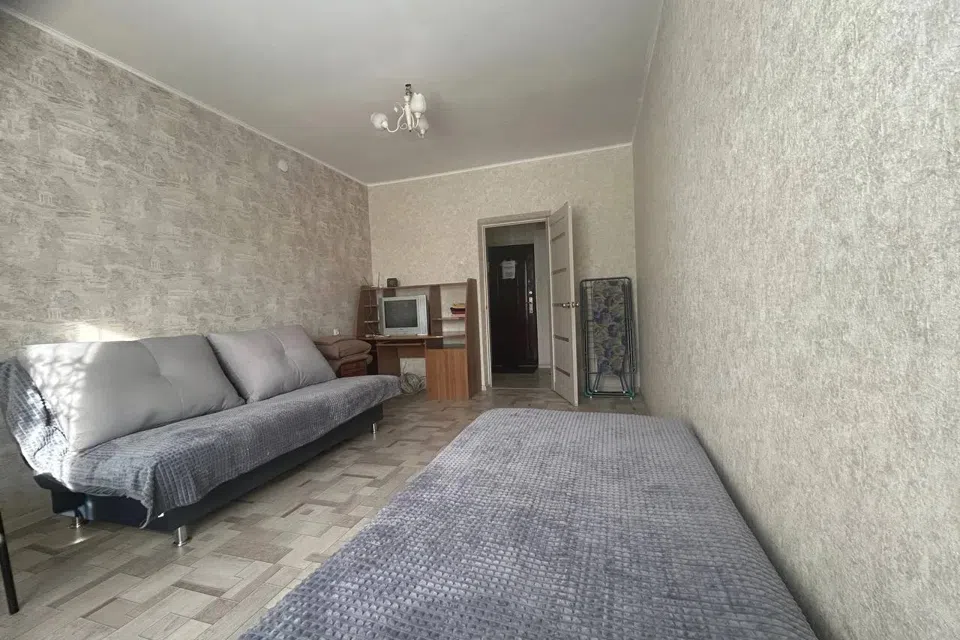 2-к квартира на Молодежном 6