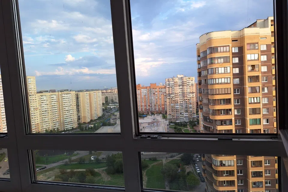 Студия с красивым видом