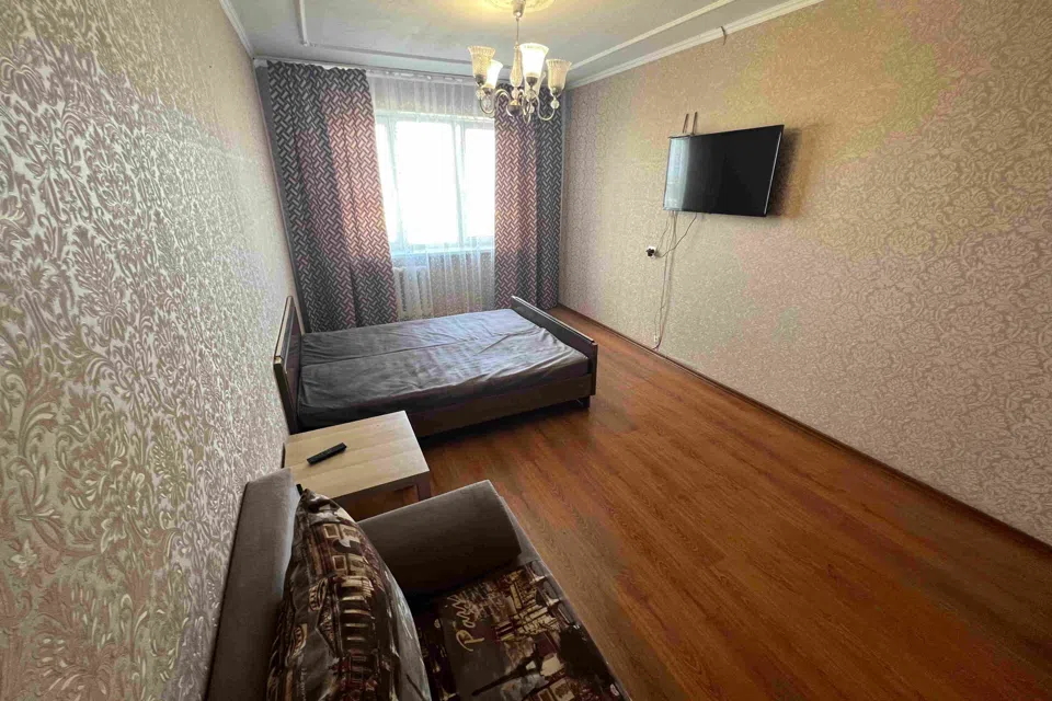 Квартира на улице Бурова-Петрова 96Гк1
