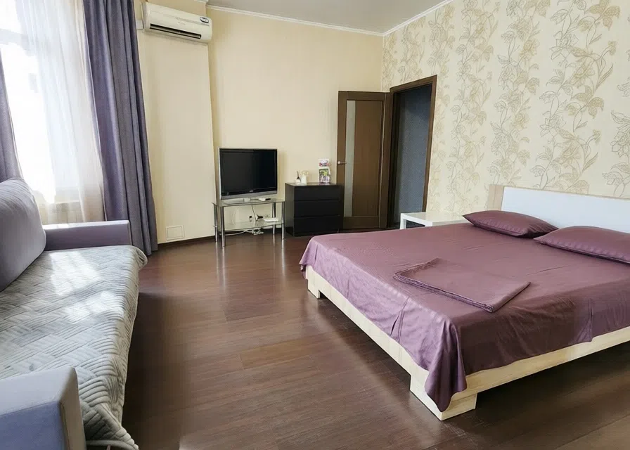 Уютнaя квартиpа в цeнтре Казани с охраняемой парковкой