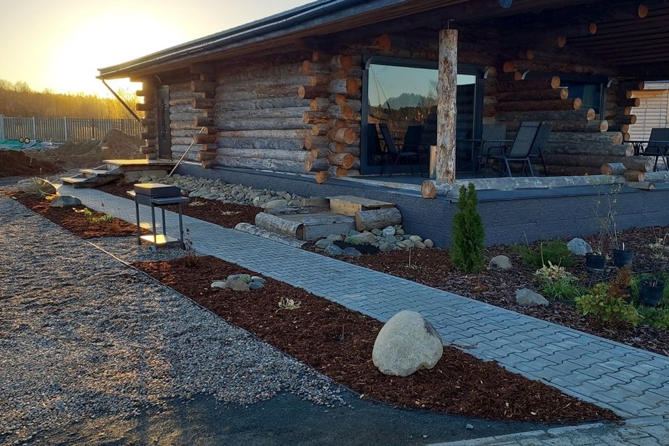 Уютный дом с террасой