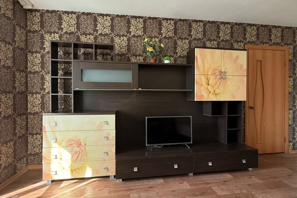 2-комнатная квартира на Сосновой 12