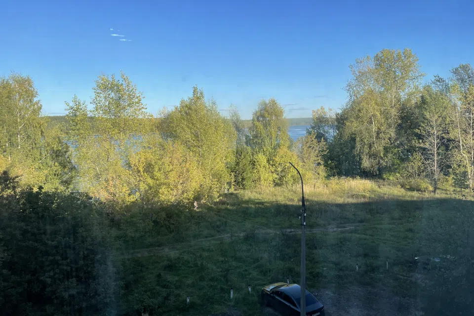 Уютная студия с видом на Каму