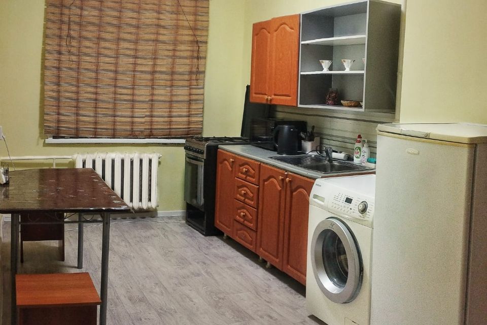 Недорогая квартира рядом с пл. Ленина