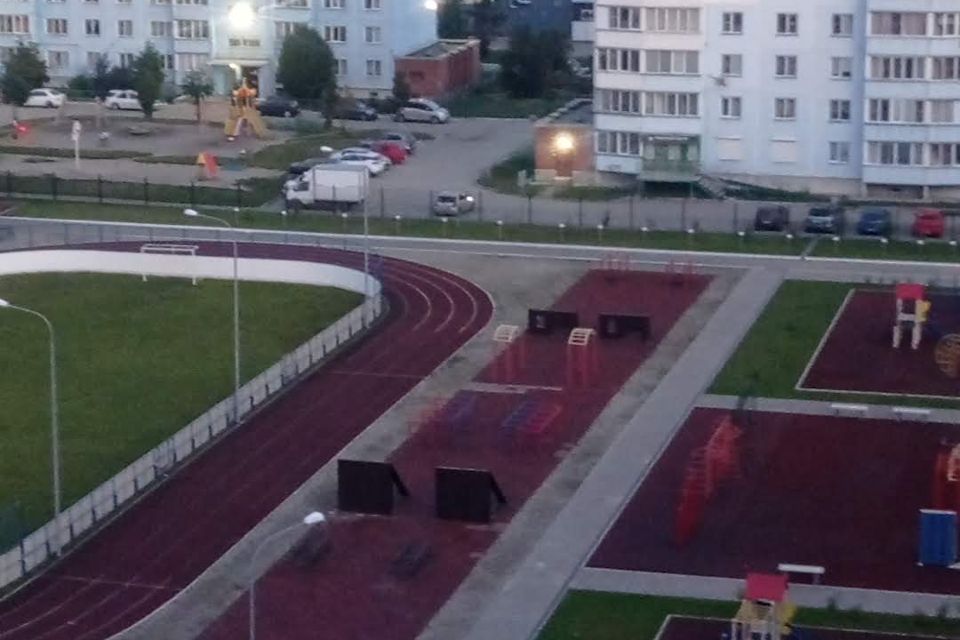 Квартира рядом аэропорт,глазная клиника,спорткомплекс Заря