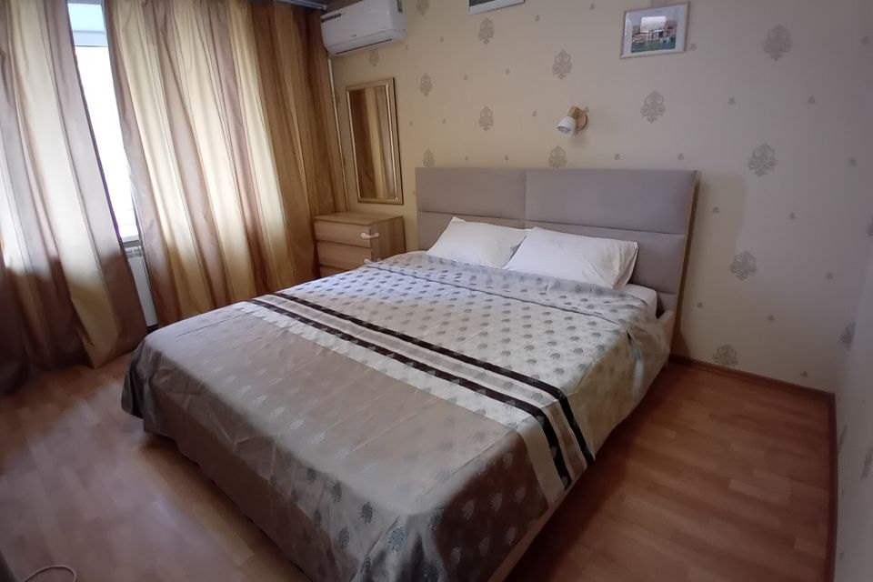 3 двухспальных места, Набережная, пляж Волги, центр