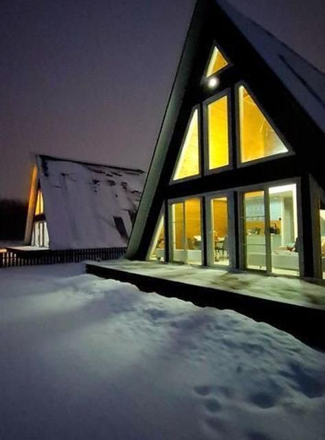 Домик 54 на берегу реки 