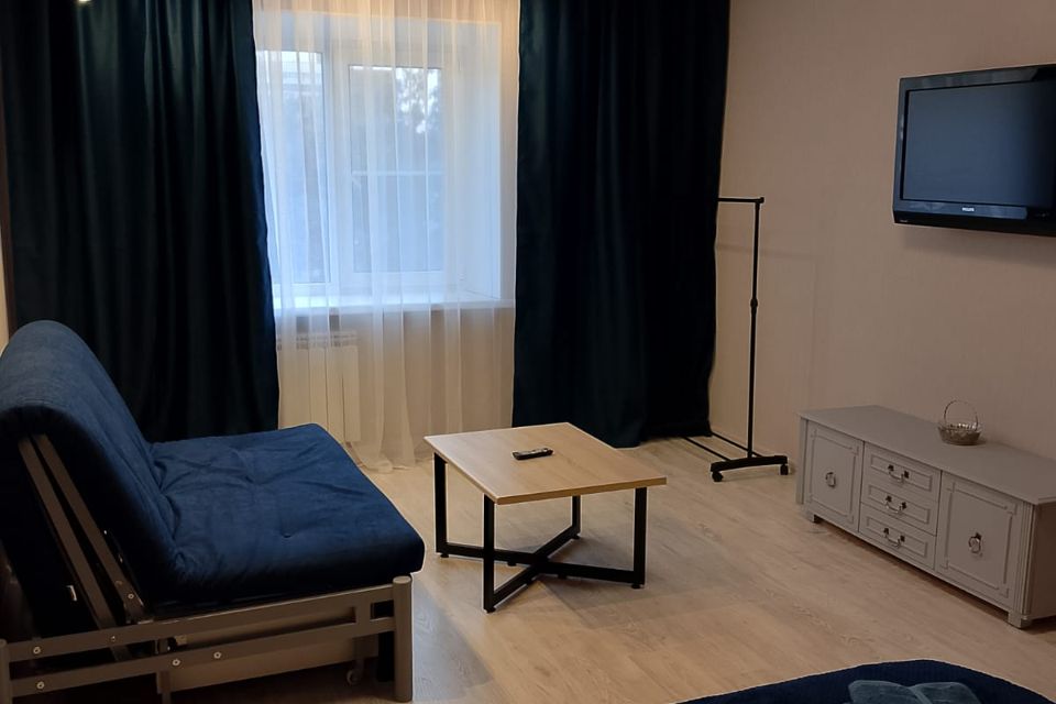 Уютная квартира в центре с видом на яблоневый сад