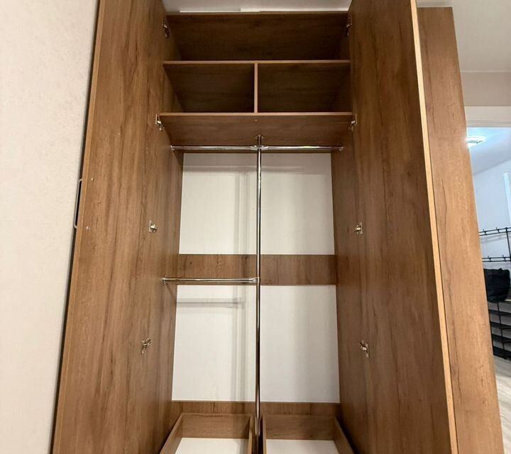 2к-Квартира в цетре Луганска