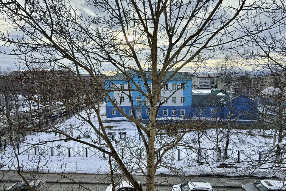 Однушка у СахГУ