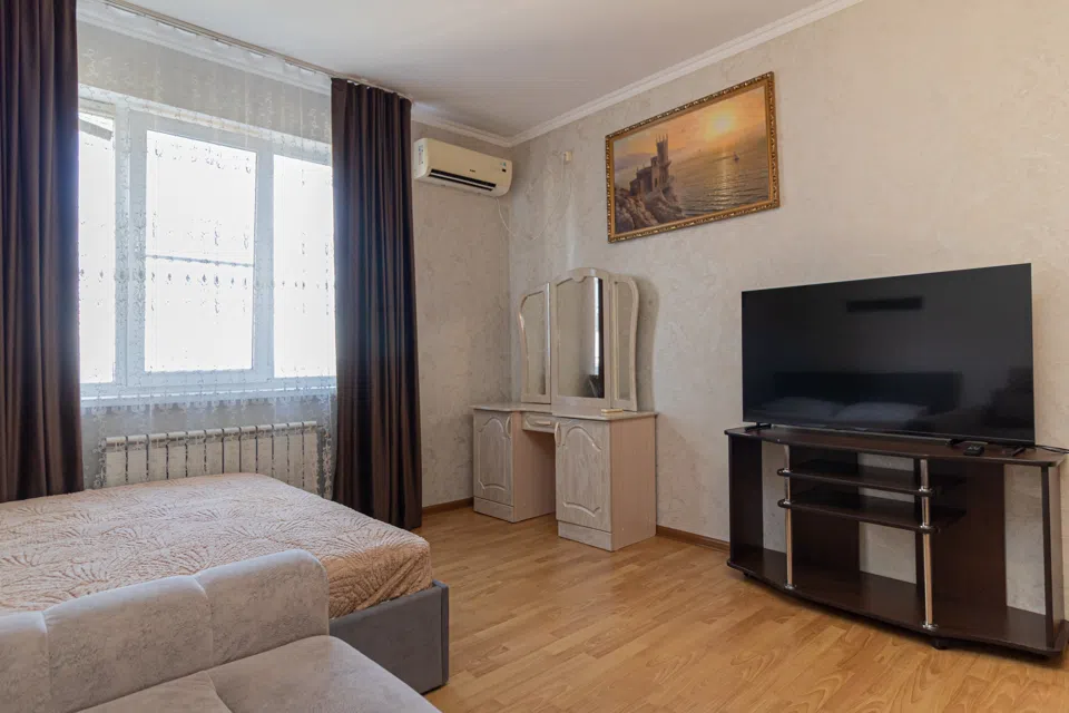 Квартира на Кубанской Набережной