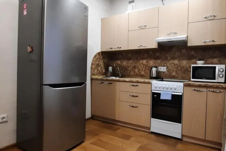 Квартира в центре у ТЦ Мега