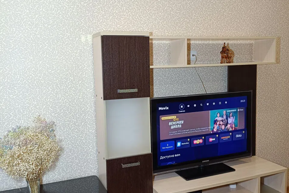 2-х комнатная квартира с отдельной кухней возле аэропорта