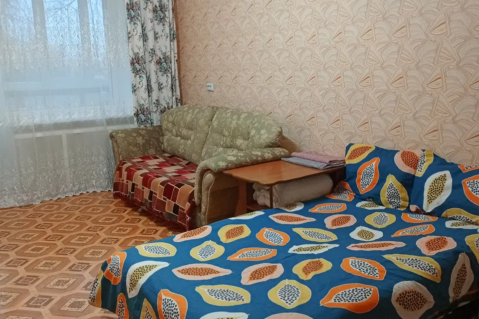 Двухкомн кв посуточно -для командированных.