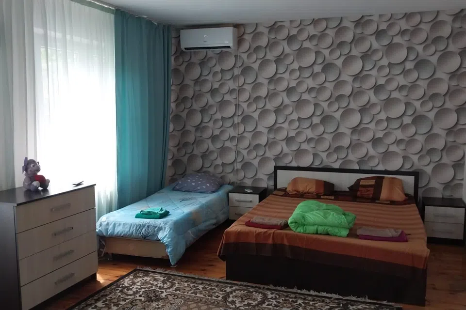 Дом с видом на горы с большой зоной отдыха,парковка до 4 маш