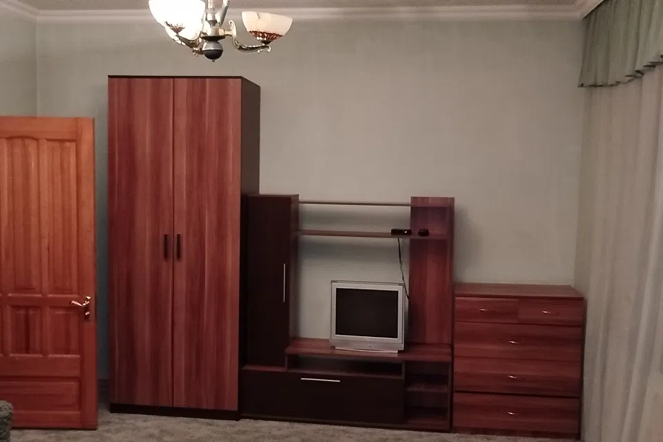 
 2 ком кв-ра 68м2 с парковкой р-он  ул.Кочубея